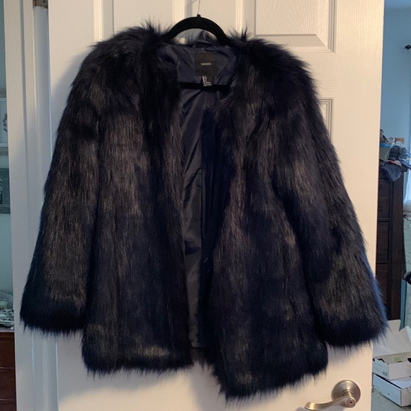 Navy faux fur jacket - Picture 1 of 2